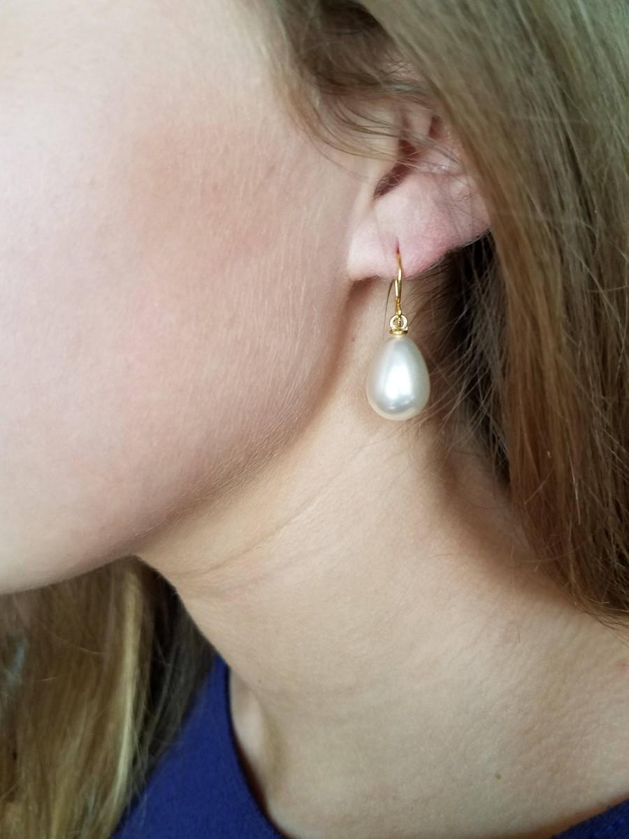 Mariage - Pearl teardrop earrings Pearl earrings dangle Pearl earrings Pearl drop earrings Pearl bridesmaid earrings Pearl earrings wedding Gift