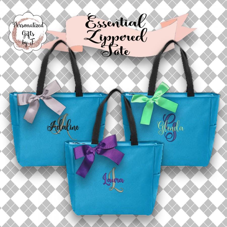 Mariage - 6 Personalized Bridesmaid Gift Tote Bags, Wedding Day Totes, Bridal Party Gifts, Bridesmaids Tote, Monogrammed Tote Bags, Personalized Gift