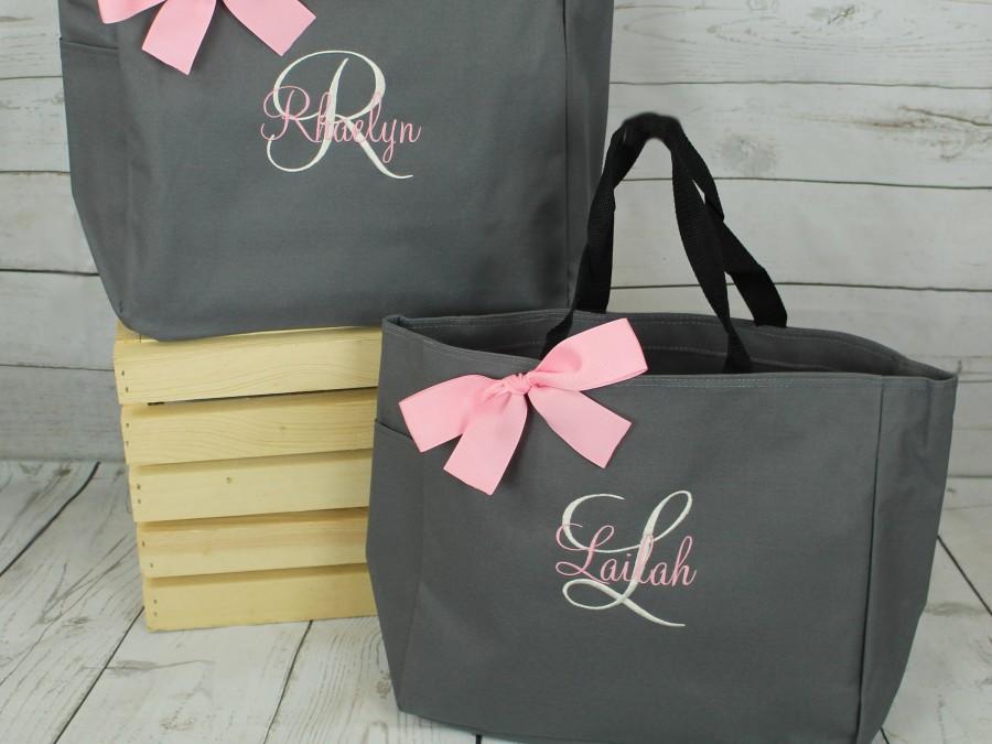 Mariage - Set of 6 Bridesmaid Tote Bags Monogrammed Tote, Bridesmaids Gift, Personalized Tote, Wedding Day Tote Bag, Bridal party tote