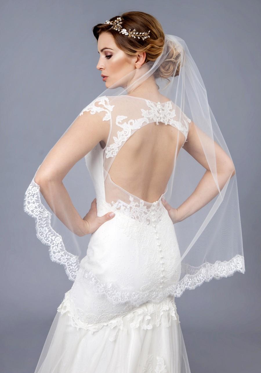 Mariage - Fingertip lace veil, Wedding lace veil, veil Bridal lace Veil, white, ivory, Wedding veil bridal Veil Fingertip veil cut edge veil