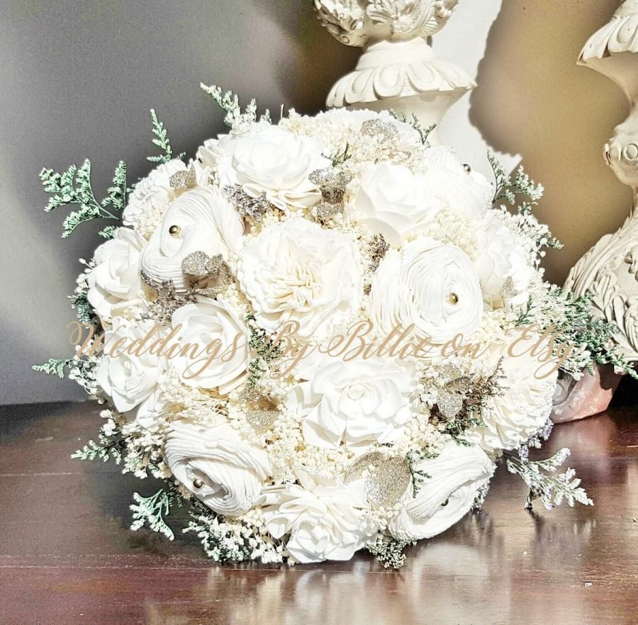 Hochzeit - Champagne Ivory Sola Bouquet, Wedding Flowers, Sola Flowers, Rustic Wedding, Alternative Bouquet, Bridal Accessories,Keepsake Bouquet, Sola