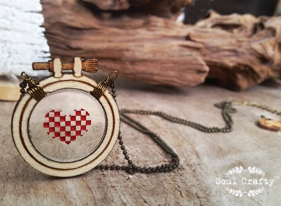 Hochzeit - Cross Stitch Red Heart Wooden Necklace Birthday Valentine Mother's day Wedding BFF Best friend gift