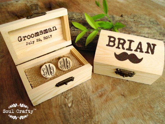 Mariage - Curly monogram Wooden Cufflinks Engraved Customized box Dad Grooms Groomsman Gift Set Personalized Rustic Wedding Birthday Gift Cuff links