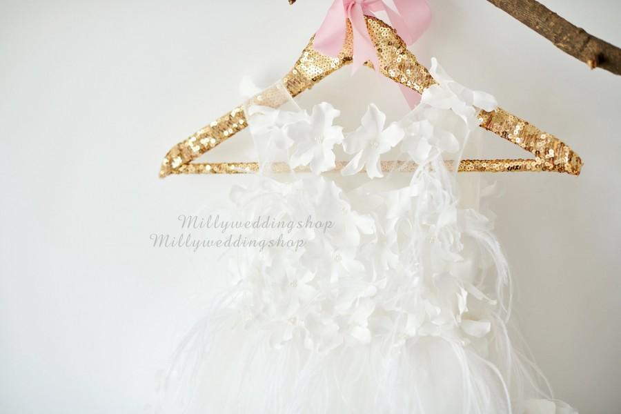Свадьба - Feather Dotted Flower Girl Dress  M0075