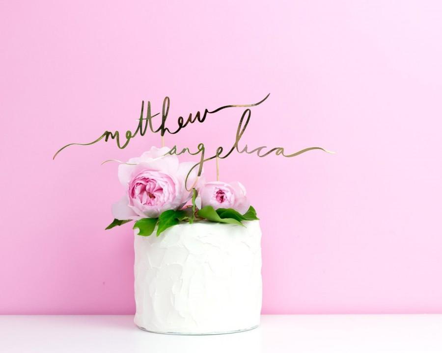 زفاف - Personalised Wedding Cake Topper – Couples Name Wedding topper -  Bride & Groom Cake Topper - Calligraphy Cake Topper - Mr and Mrs Topper