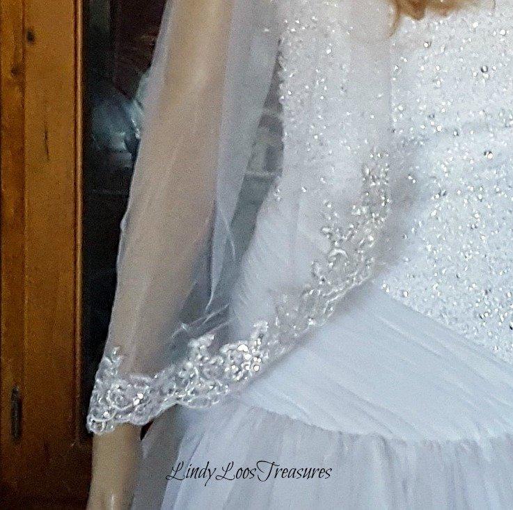 Hochzeit - Stunning Sparkle Edge Veil, White Veil, Ivory Veil, Wedding Veil, Bridal Veil, Lace Trim Veil,Fingertip Veil,Crystal Veil,Veil,Sparkle Veil