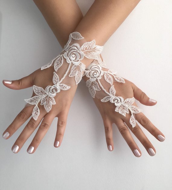 Hochzeit - Wedding Gloves, Bridal Gloves, Ivory lace gloves, Handmade gloves, Ivory bride glove bridal gloves lace gloves fingerless gloves