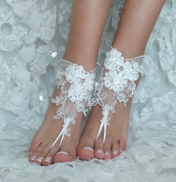 Mariage - Of white lace barefoot sandals wedding barefoot lace sandals Beach wedding barefoot sandals beach Wedding sandals Bridal Sandal