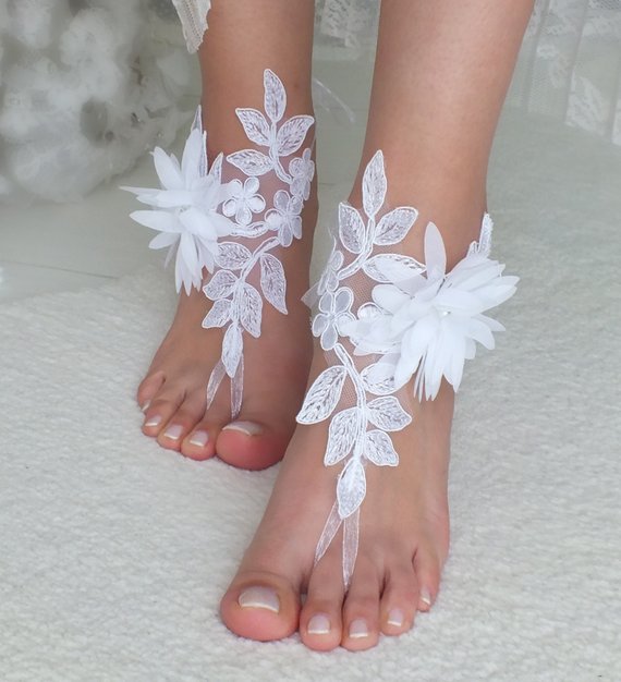 Hochzeit - white lace barefoot sandals floral wedding barefoot Flexible wrist lace sandals Beach wedding barefoot sandals Wedding sandals Bridal Gift