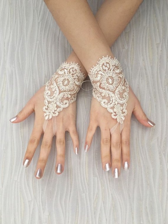 Hochzeit - Wedding Gloves, Bridal Gloves, Champagne lace gloves, Handmade gloves, Ivory bride glove bridal gloves lace gloves fingerless gloves