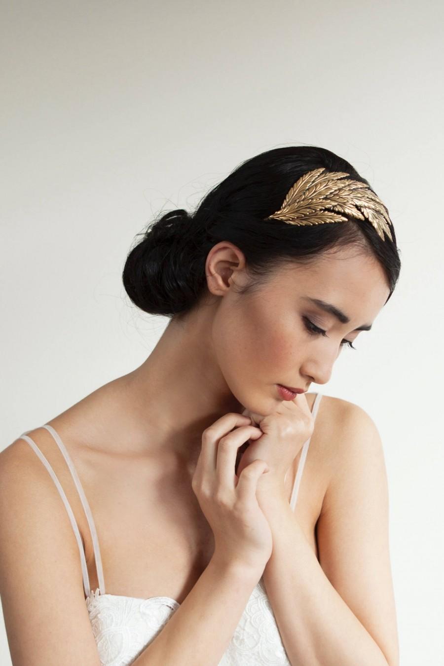 زفاف - Golden Wing headpiece - Gold Bridal tiara - Stylish Bridal Hair Accessory  -  Bohemian Wedding Headpiece - 1930s headpiece - Agnes Hart UK
