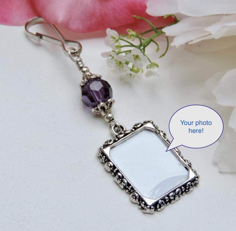 Mariage - Wedding bouquet photo charm- Royal purple. Bridal bouquet charm- small picture frame. Wedding keepsake. Gift for the bride. Memorial charm