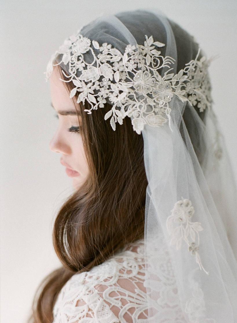Mariage - Bridal boho veil-Juliet cap veil- Lace Silver flower bridal veil-Swarovski crystal veil-fingertip veil- wedding veil-blusher- style 106