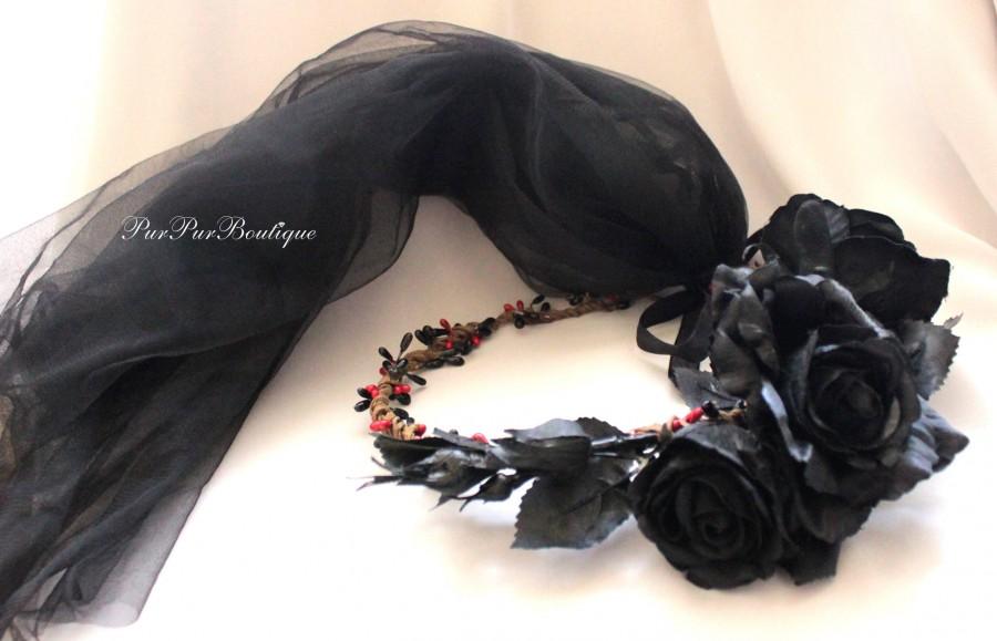 Hochzeit - Christmas gothic Black veil Gothic wedding wreath,floral halo wreath bachelorette Black Rose Headpiece,wedding flower crown veil,helloween