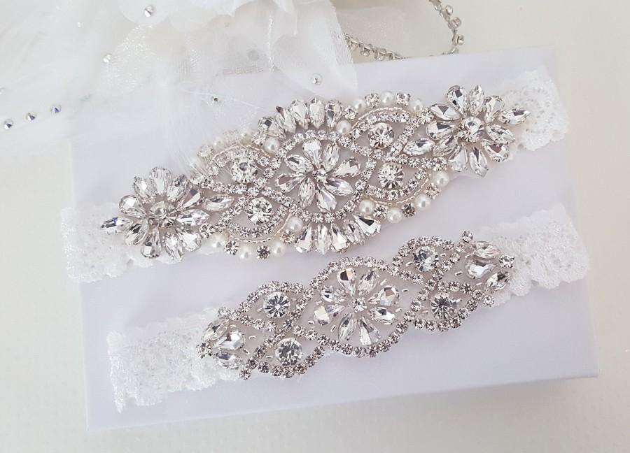 Свадьба - Custom Bridal Garter Set, Vintage Wedding, Crystal Garter Set, Stretch Lace Garter