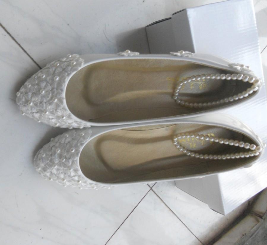 زفاف - 30% Off White Lace Flowers Women Wedding Shoes Flat Heels Big Size Foot Ring Bridesmaid Shoes Size Eu33-44