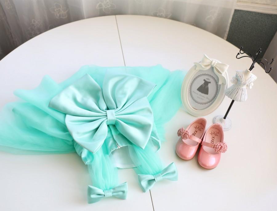 Hochzeit - Flower Girl Dress Tulle, Newborn Tutu, Toddler glitz pageant dress, Birthday Dress Baby, PD062-1
