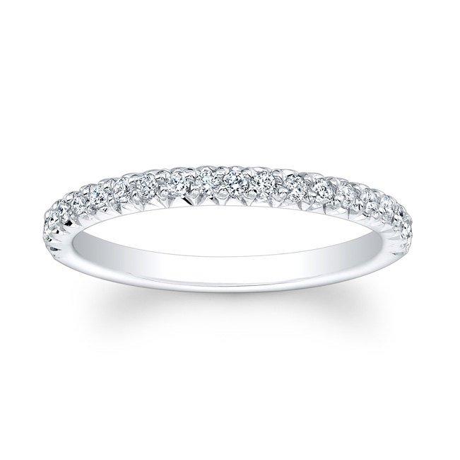 Mariage - Ladies Platinum French pave diamond wedding band with 0.33 carats G-VS2 diamond quality