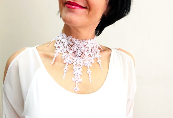 Mariage - Pure White Lace Choker Necklace Large White Choker Vintage Gothic Art Deco Bridal Choker Wedding Statement Bib Necklace Unique Gift For Her
