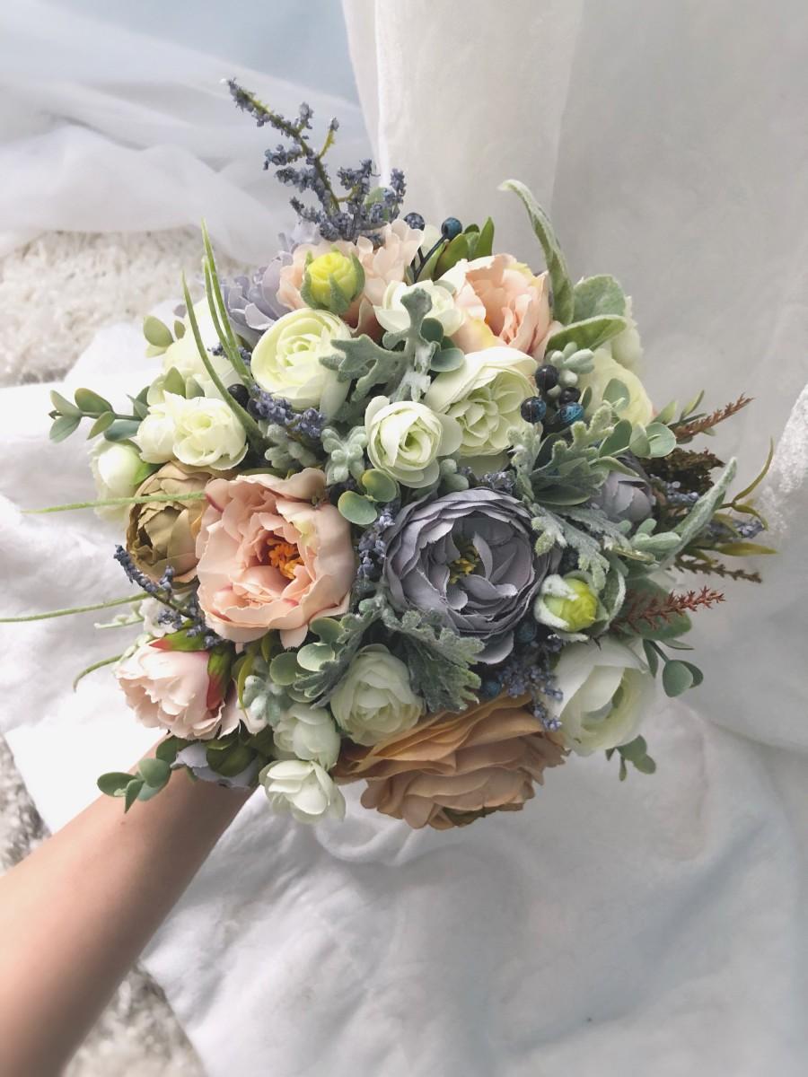 floral wedding bouquets