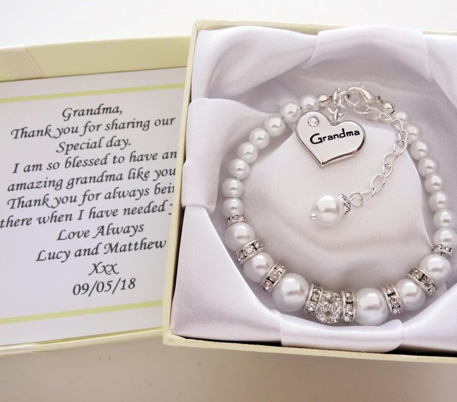 Свадьба - Grandma Wedding Bracelet  grandma Bracelet Grandma Gift gift for grandma from the bride wedding pearls pearl bracelet grandma wedding gift