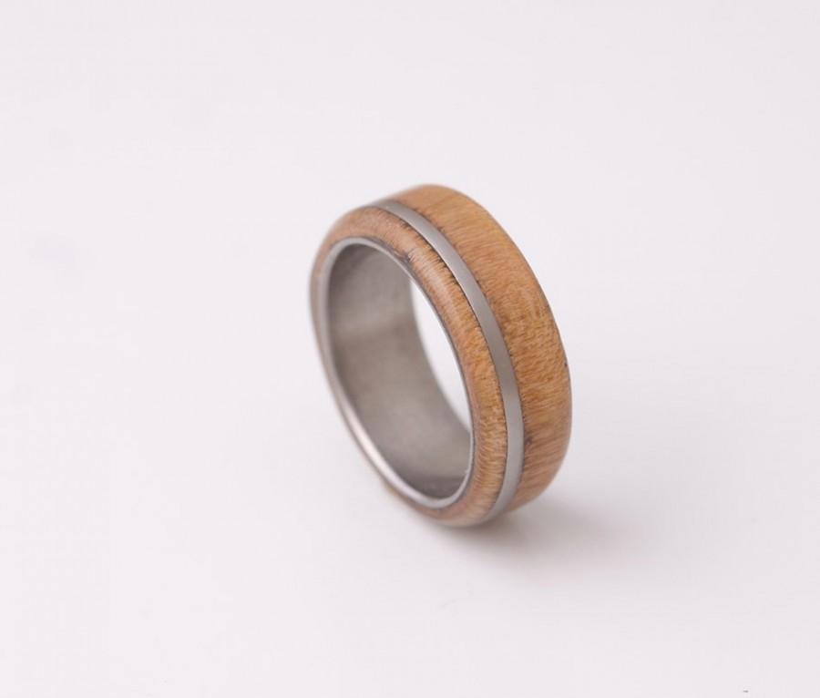 Mariage - mens wedding band wood ring titanium ring band cherry ring engagement ring