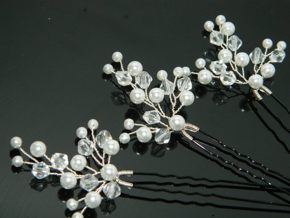 Hochzeit - Pearl Bridal Hair Pins, Set of 3 White Pearl Crystal Hair Pins, Bridal Hair Pieces, Wedding Hair Jewelry, Crystal Pearl Floral Hair Piece