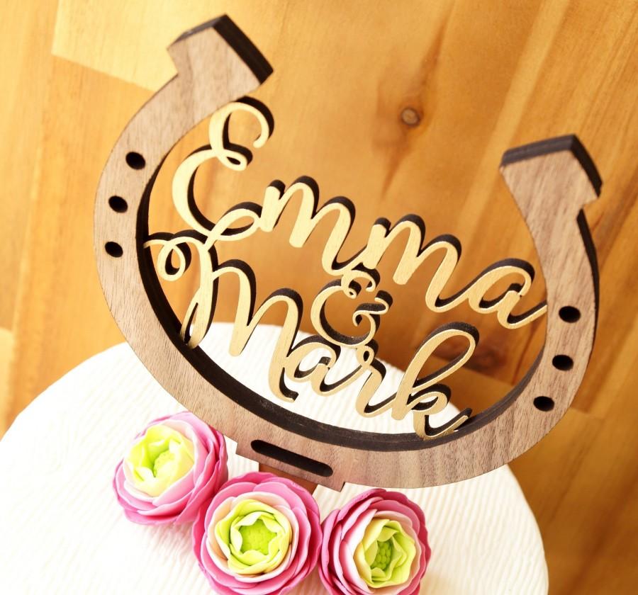 زفاف - Horseshoe cake topper, personalized wedding cake topper, horseshow wedding cake decoration, rustic wooden cake topper, country wedding decor