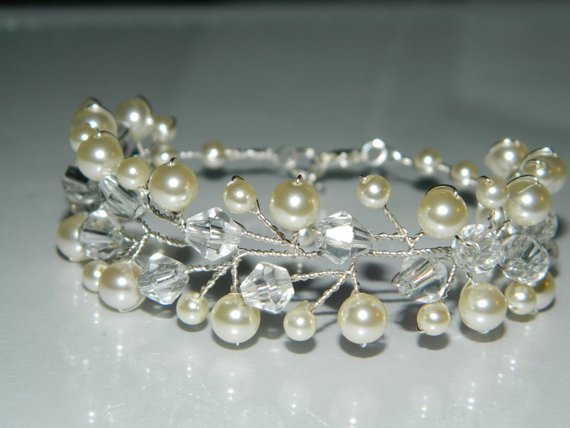 Hochzeit - Pearl Crystal Bridal Bracelet, Swarovski Ivory Pearl Bracelet, Pearl Wedding Bracelet, Pearl Bridal Jewelry, Pearl Floral Bridal Bracelet
