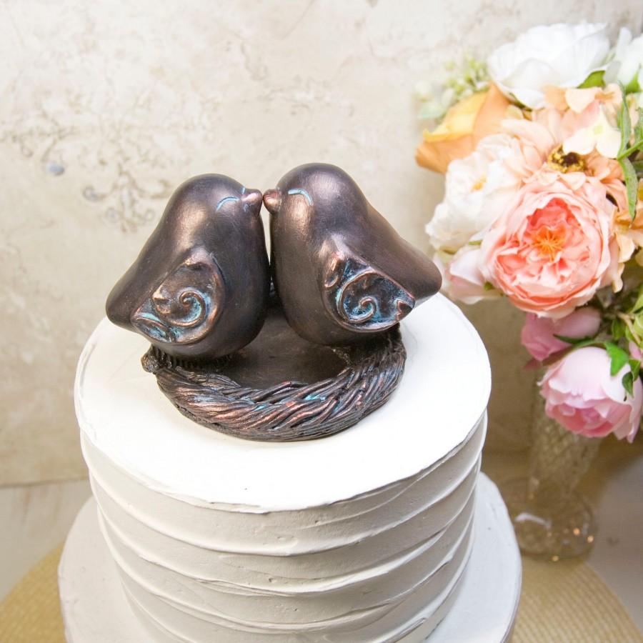 زفاف - Bronze Colored Kissing Love Bird Wedding Cake Topper,Handmade Pottery Birds with Engraving of Names and Wedding Date Under Nest,Wedding Gift