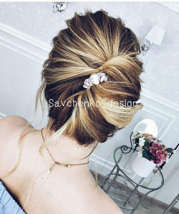Свадьба - Rose Opal Crystal Hair Comb Swarovski hair clips Bohemian Headpiece Statement Hair Comb Blush Bridal Hairpiece opal hair accessories