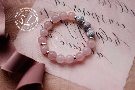 Hochzeit - Dainty Rose Quartz Bracelet Gemstone Bracelet Healing Bracelet Womens bracelet Healing rose quartz aquamarine gemstone stretch bracelet