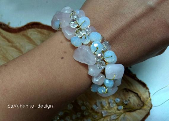 Свадьба - moonstone and rose quartz bracelet Bar Bracelet Bridesmaid Gift Natural minimalist headpiece moonstone on string bracelet flower girls