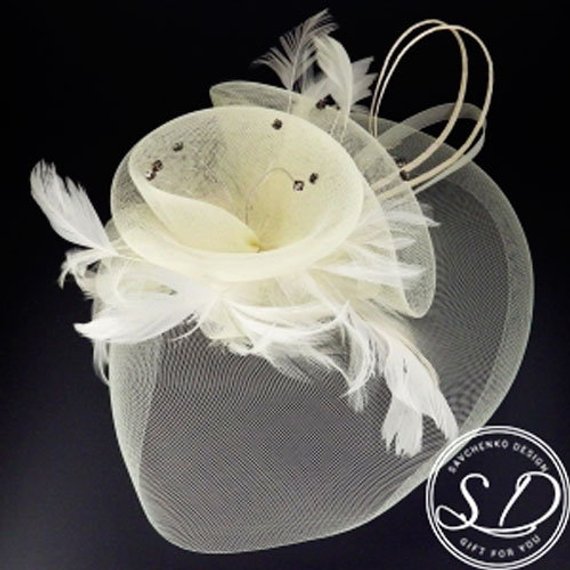 Hochzeit - Ivory Fascinator Headband with Feathers ,Womens Tea Party Hat,wedding hat, Church Hat, British Hat,Kentucky Derby Hat,Evening wear hat