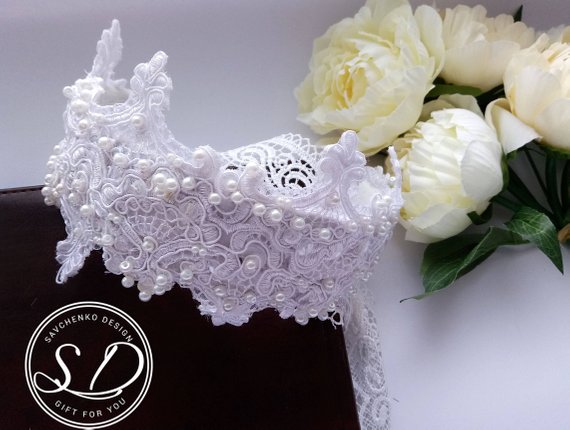 Hochzeit - Carrie crown White Carrie Party CRoWN Design by Carrie bradshaw crown bachelorette party ivory baroque crown White Lace Tiara lace headdress