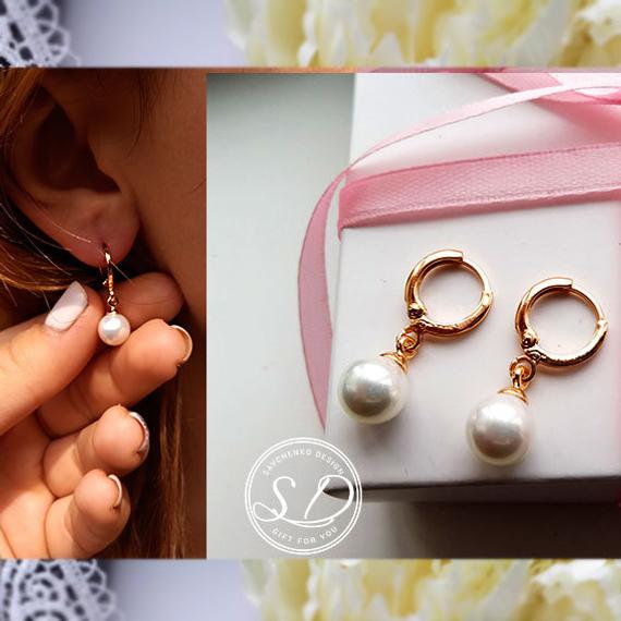 Свадьба - Bridesmaid Gifts Pearl Earrings personalized flower girl earrings Will You Be my bridesmaid or flower girls jeweller box Bridal Party