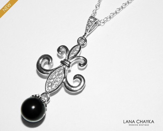 Свадьба - Fleur-De-Lis Pearl Necklace, Fleur De Lis Pendant with Swarvski Black Pearl Silver Fleur-De-Lis Wedding Necklace Fleur De Lis Silver Jewelry