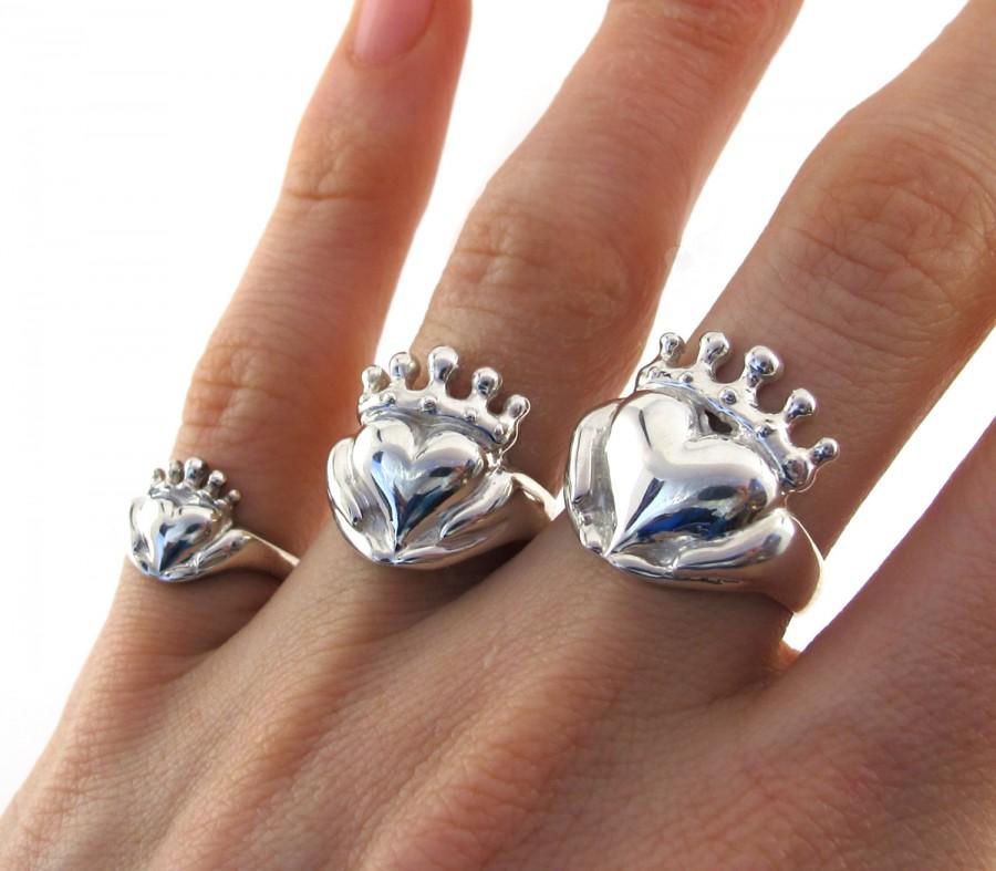 زفاف - Handmade Claddagh Ring, Celebrity Jewelry, Chunky Claddagh, Unique Claddagh, Irish Jewelry, Celtic Promise Ring, Gifts for Her 115 177 187