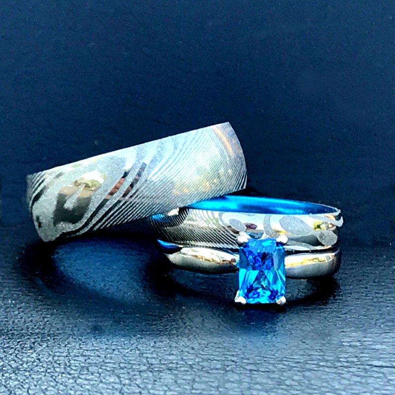 زفاف - Damascus Ring His and Her Steel & Sterling Silver blue CZ Ring Set  Aluminum Interior Wedding Band Set- FREE ENGRAVING