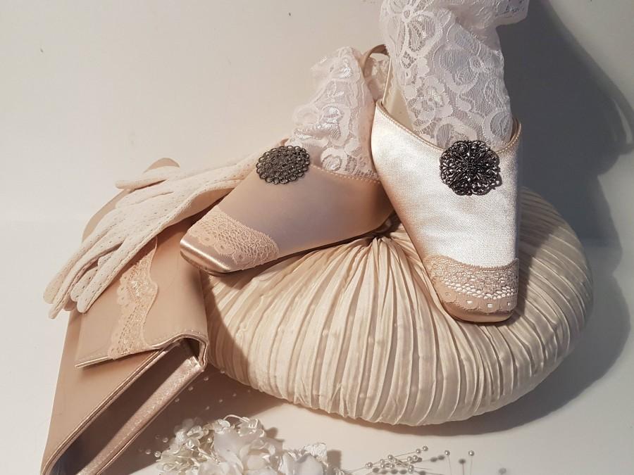 زفاف - Bridal SET Victorian Shoes, Bag, Gloves, Wedding shoes Victorian,Gorgeous Wedding set , with decorative silk lace ~vintage collectors