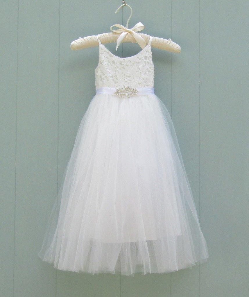 Mariage - White lace tulle flower girl dress lace dress White tutu dress Wedding dress floor length dress Junior bridesmaid  First communion dress