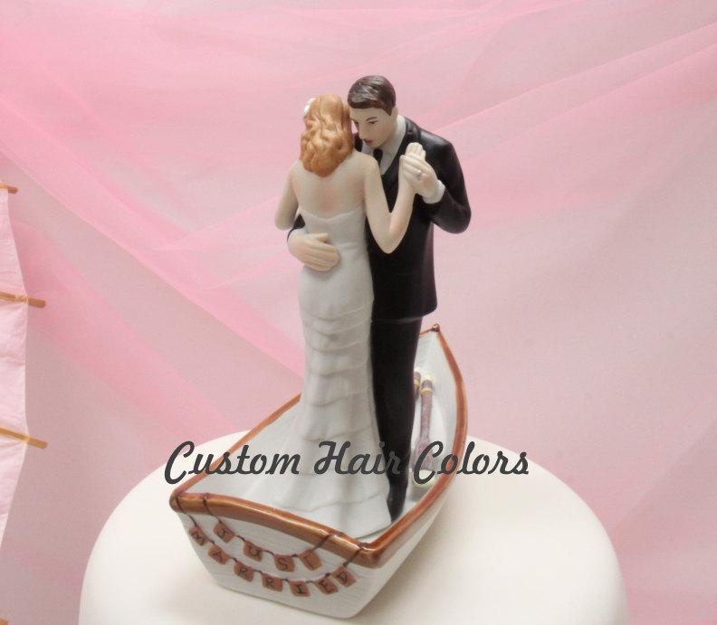 زفاف - Custom Wedding Cake Topper - Bride and Groom Wedding Cake Topper - Row Away - Boat Wedding Cake Topper -  Romantic Wedding Cake Topper