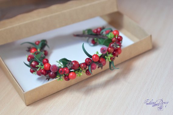 Mariage - Rustic wedding berries crown Woodland hair wreath Red fall wedding Berries headband Forest wedding crown Christmas gift