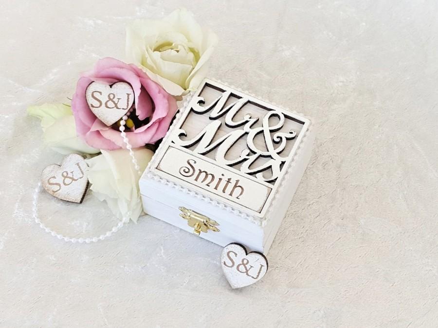Wedding - Personalised Wedding Ring Box - Luxury Double Wedding Ring Bearer Box - Custom Made - Mr & Mrs Design