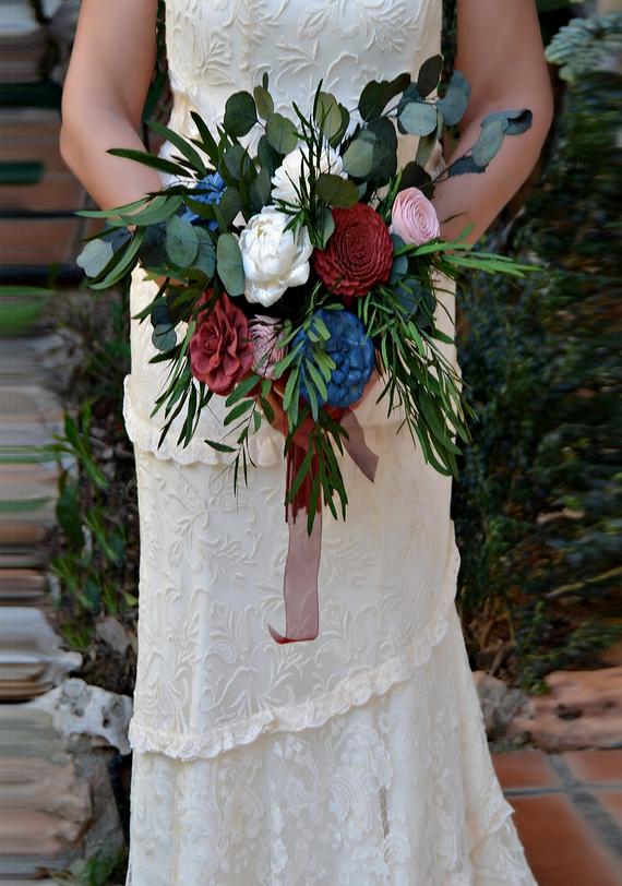 زفاف - Bohemian Wedding Bouquet, Burgundy Blue Sola Wood Bouquet, Preserved Eucalyptus Bride Bouquet, Bridal Bouquet, Boho Southwestern bouquet.