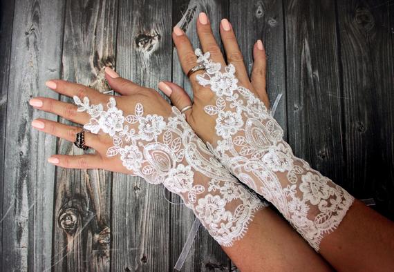 Hochzeit - Lace gloves wedding, bridal white gloves fingerless lace gloves, bridal accessories, french lace, unique gifts for women, Wedding Gifts