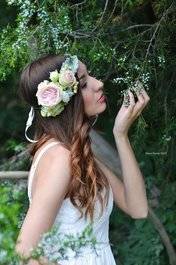 Mariage - Blush pink flower crown Bridal headband Boho wedding flower crown Boho girl head piece Bride crown