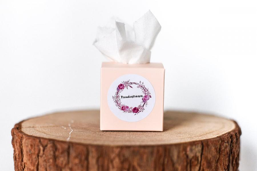 Hochzeit - 50 Joy Tears handkerchiefs peach with sticker