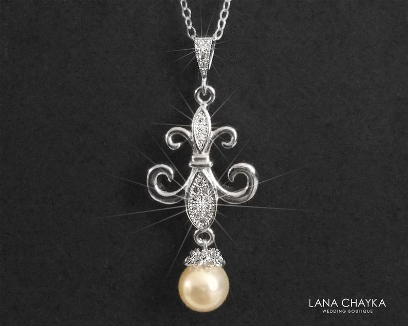 Mariage - Fleur-De-Lis Necklace, Fleur De Lis Pendant with Swarovski Ivory Pearl, Silver Fleur-De-Lis Wedding Necklace, Fleur De Lis Pearl Jewelry