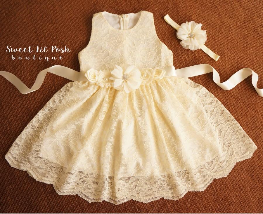 Mariage - Ivory Lace Girl Dress, Rustic Flower Girl Dress, Junior Bridesmaid, Country Flower Girl Dress, Flower Girl Dress, Baby Toddler Lace Dress